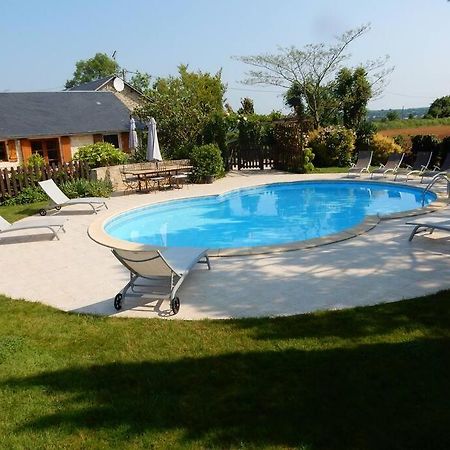 3 Self-Contained Gites With Pool And Games Room Saint-Georges-de-Noisné Exteriér fotografie